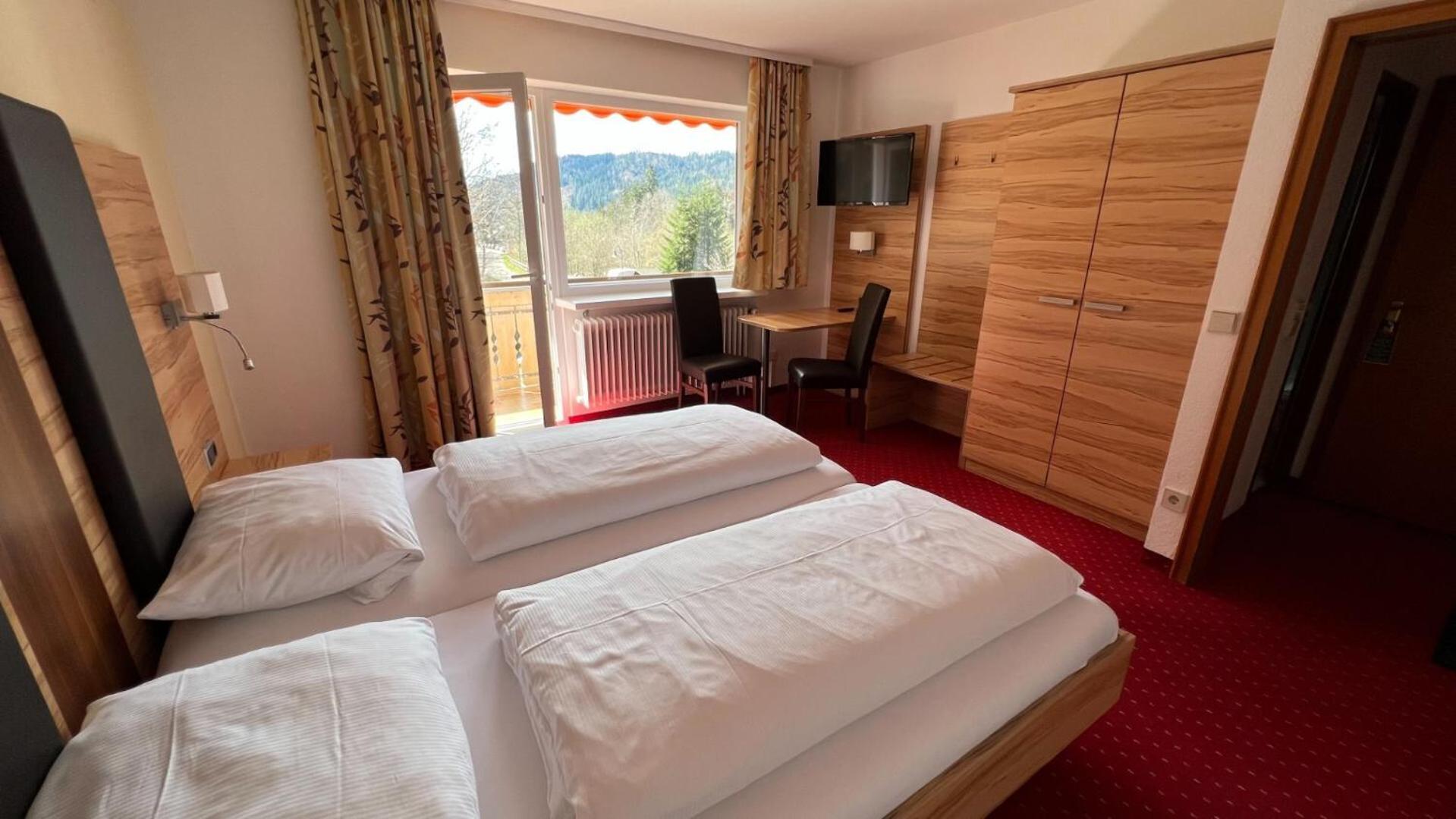 Hotel Silberfelsen Menzenschwand-Hinterdorf エクステリア 写真